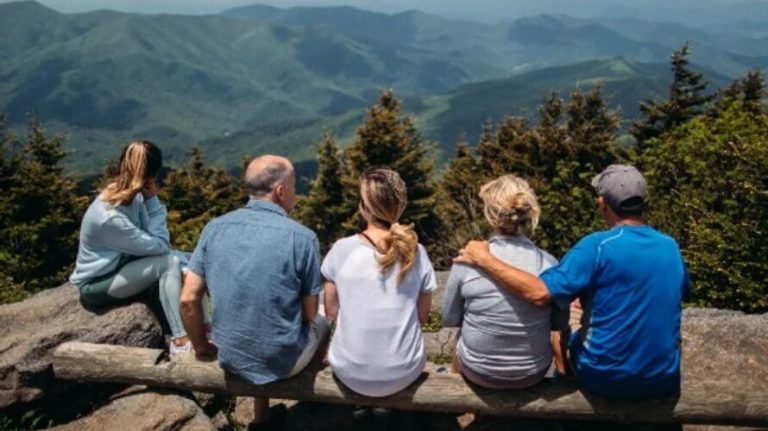 Bringing Your Loved Ones Home: A Comprehensive Guide to Parents Sponsorship in Canada 2023 Parents Sponsorship in Canada 2023